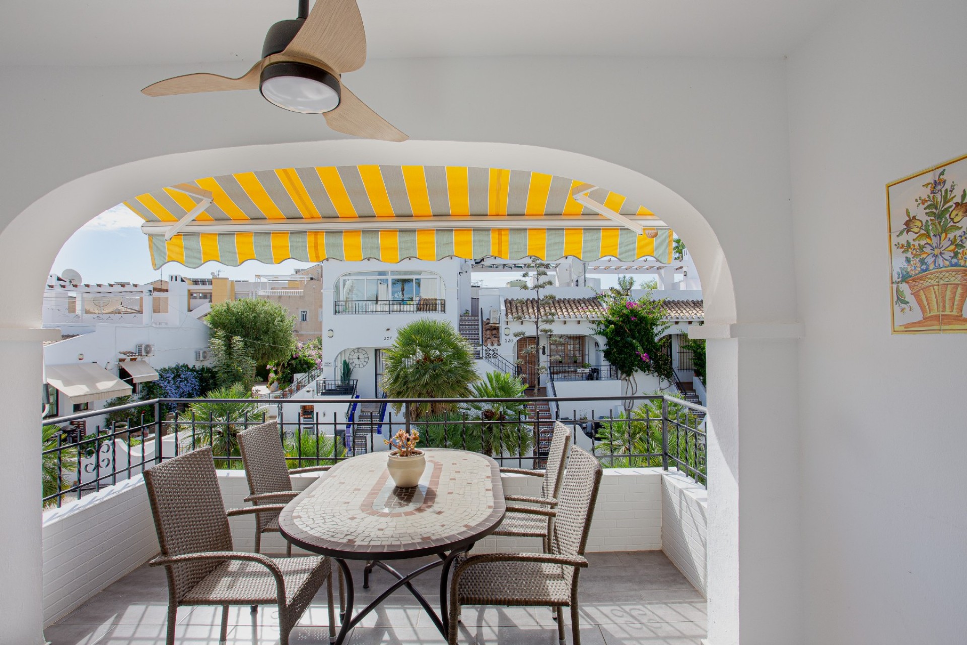 Resale - Villa -
Orihuela Costa - Costa Blanca