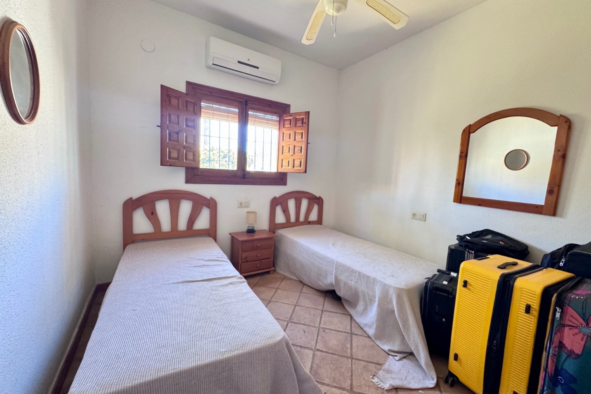 Resale - Villa -
Orihuela Costa - Costa Blanca