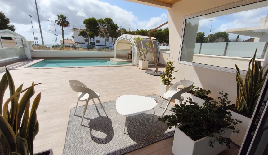 Resale - Villa -
Orihuela Costa - Costa Blanca