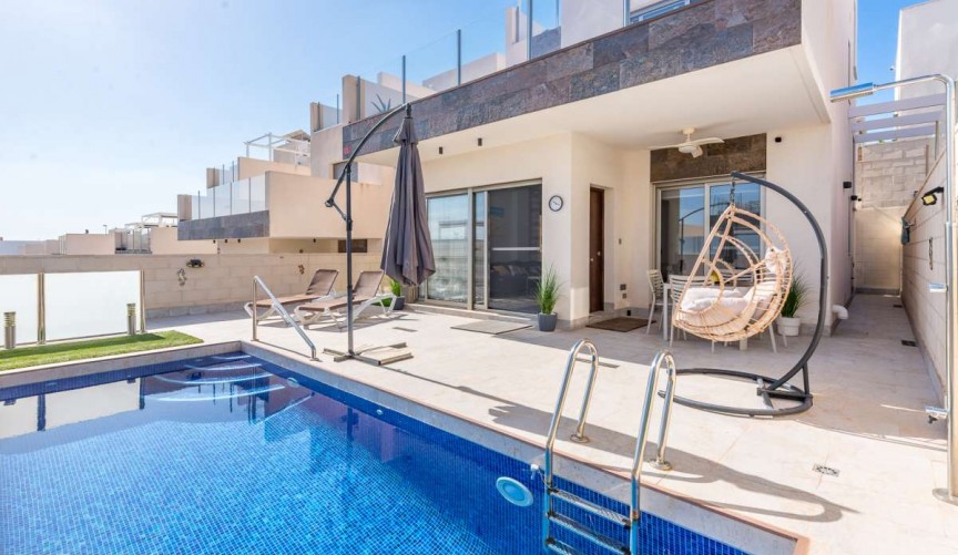 Resale - Villa -
Orihuela Costa - Costa Blanca
