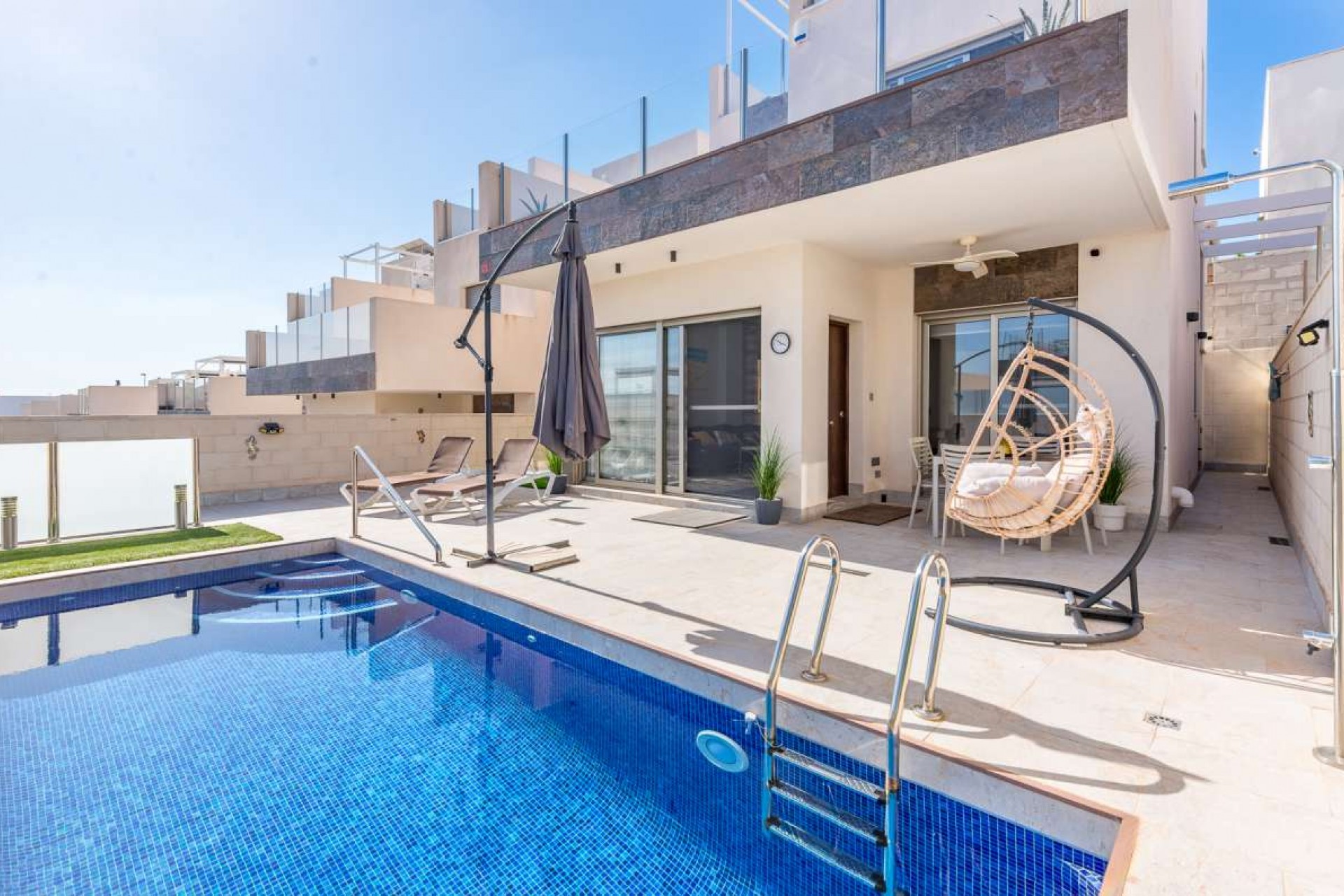Resale - Villa -
Orihuela Costa - Costa Blanca