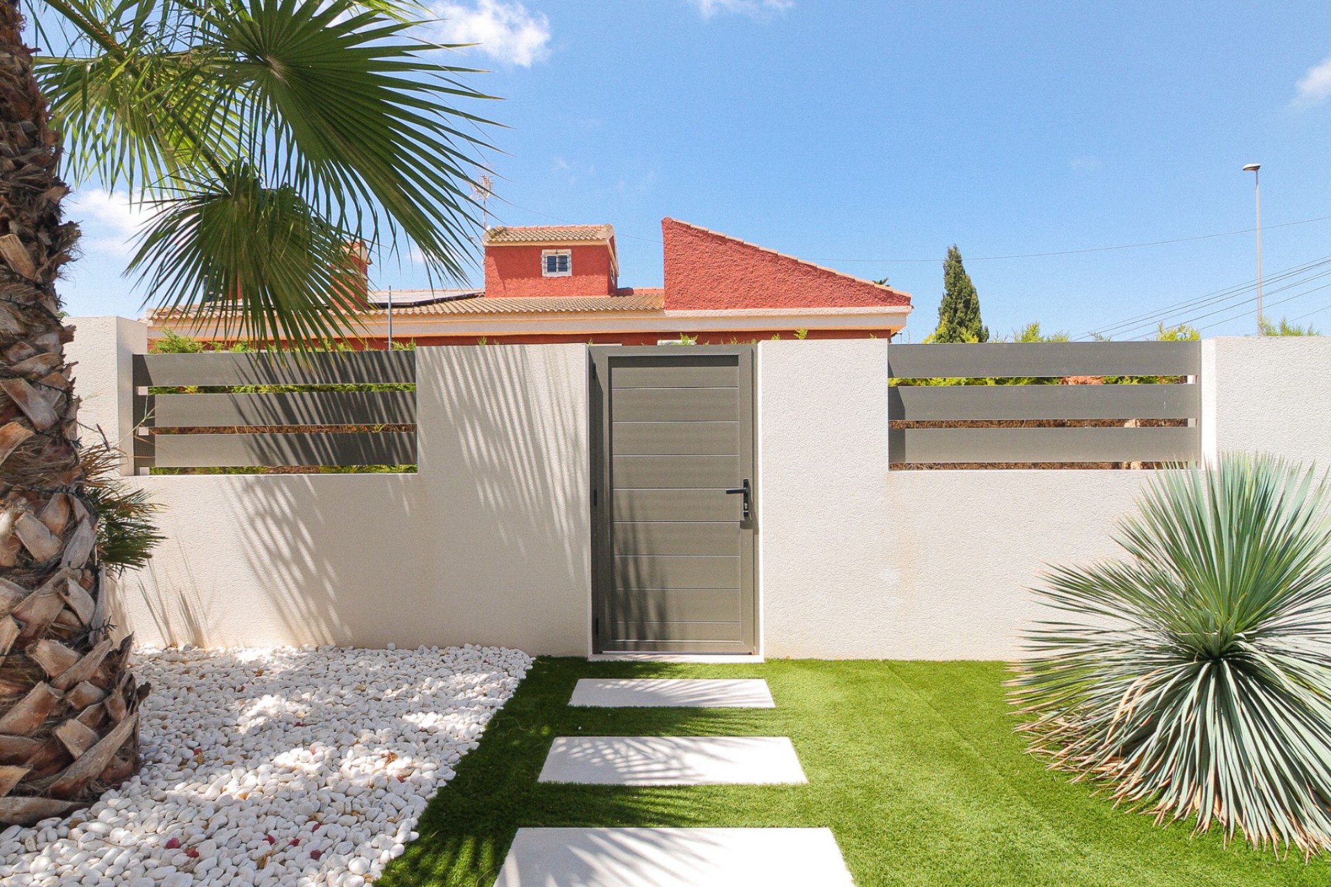 Resale - Villa -
Orihuela Costa - Costa Blanca