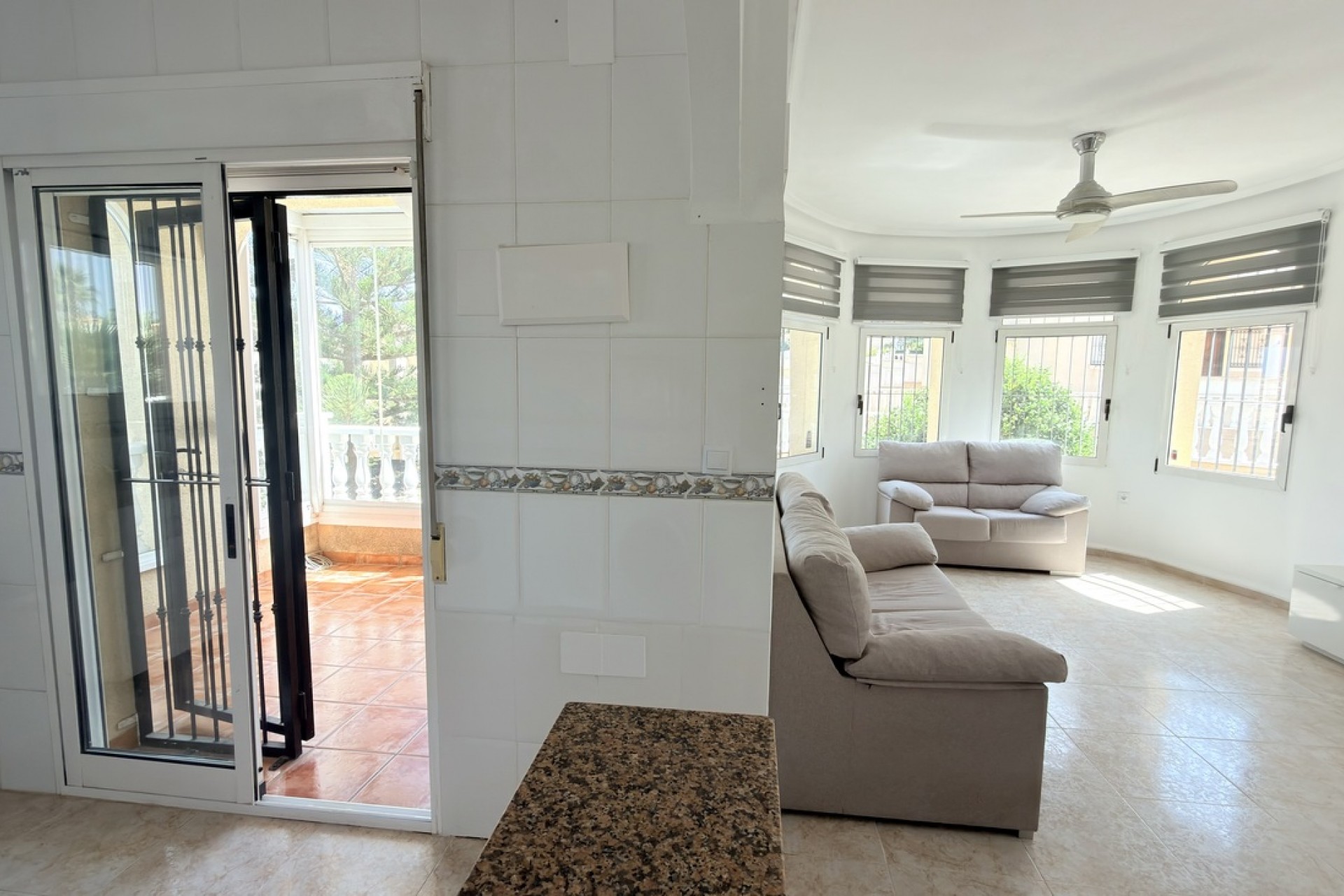 Resale - Villa -
Orihuela Costa - Costa Blanca