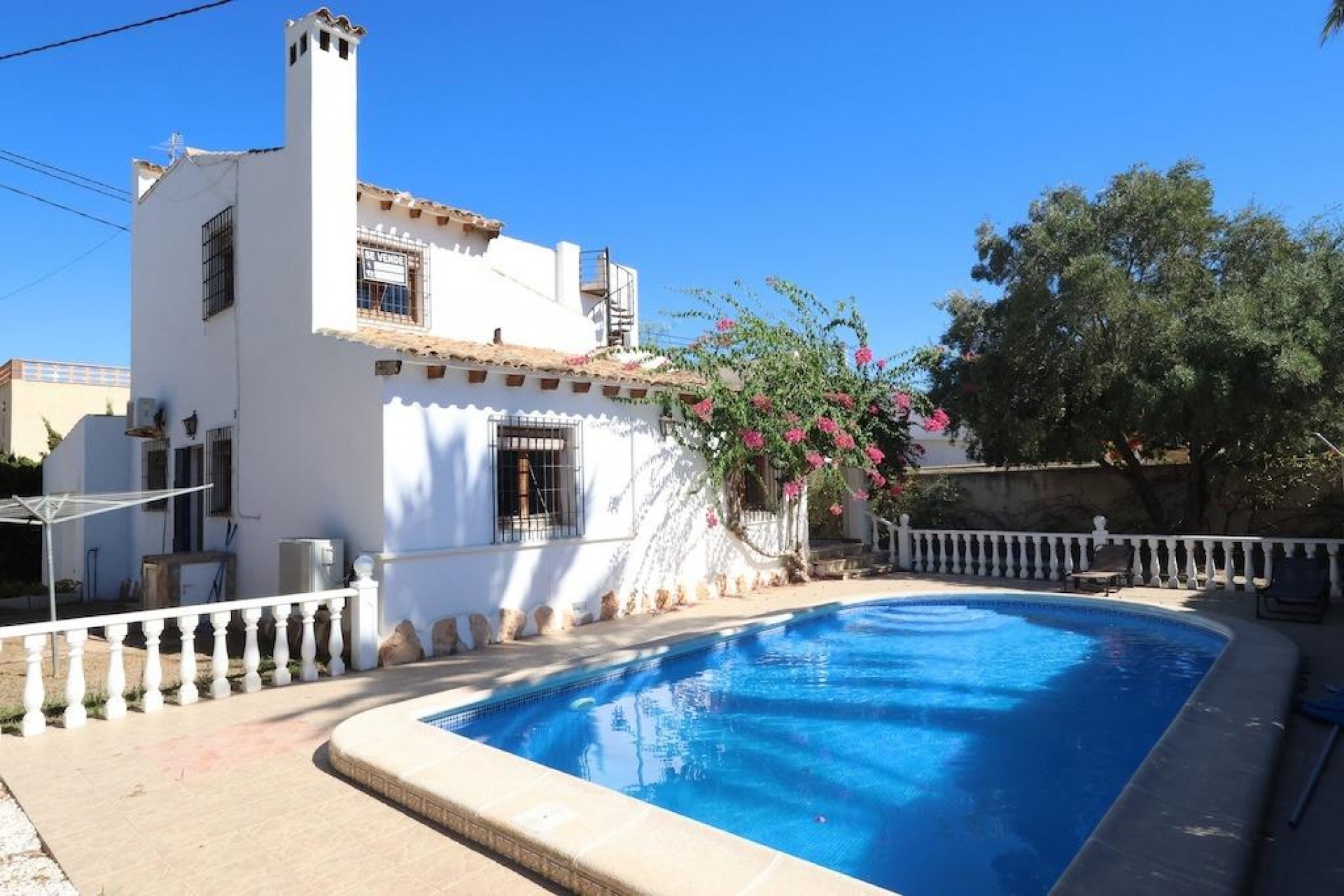 Resale - Villa -
Orihuela Costa - Costa Blanca
