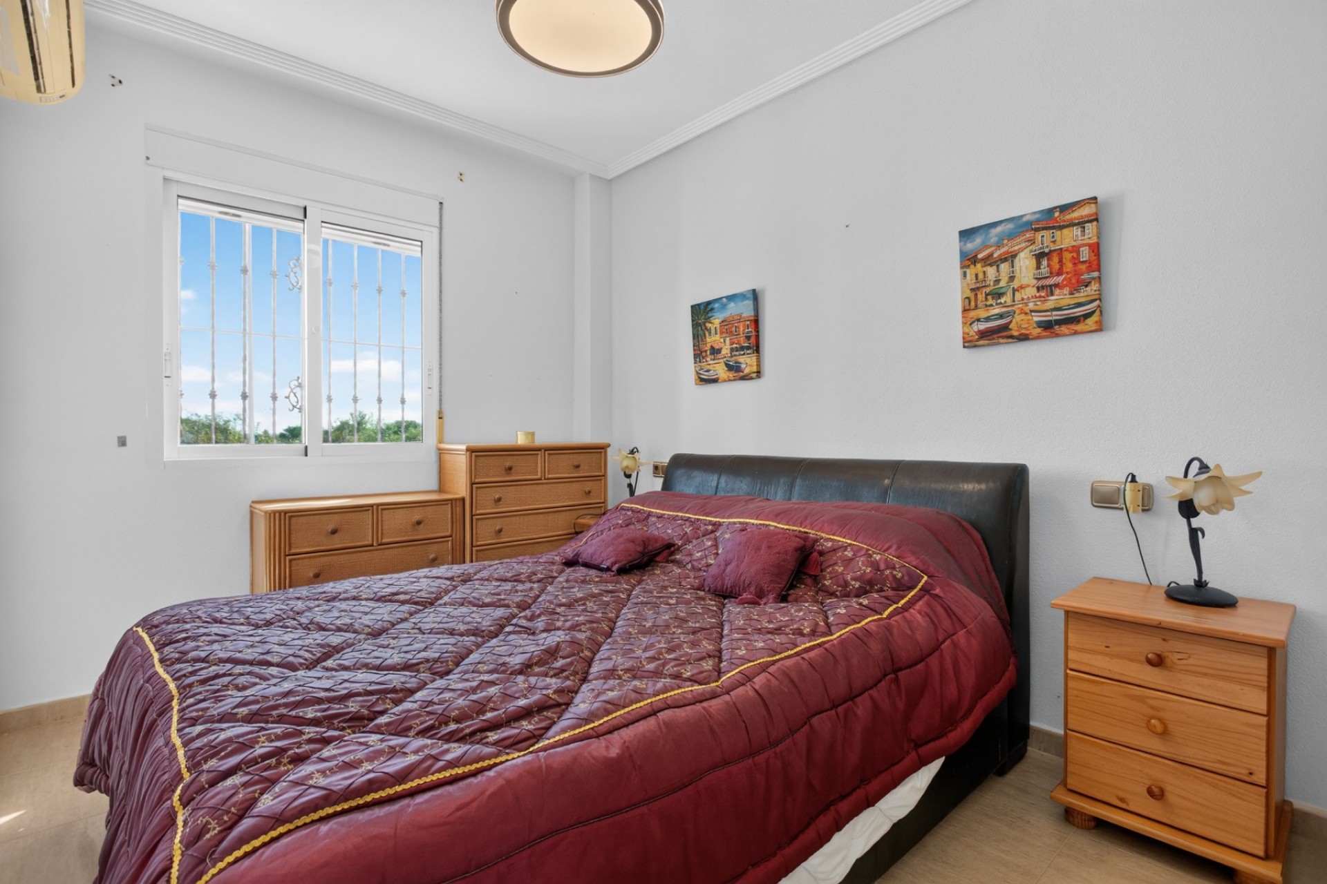 Resale - Villa -
Orihuela Costa - Costa Blanca