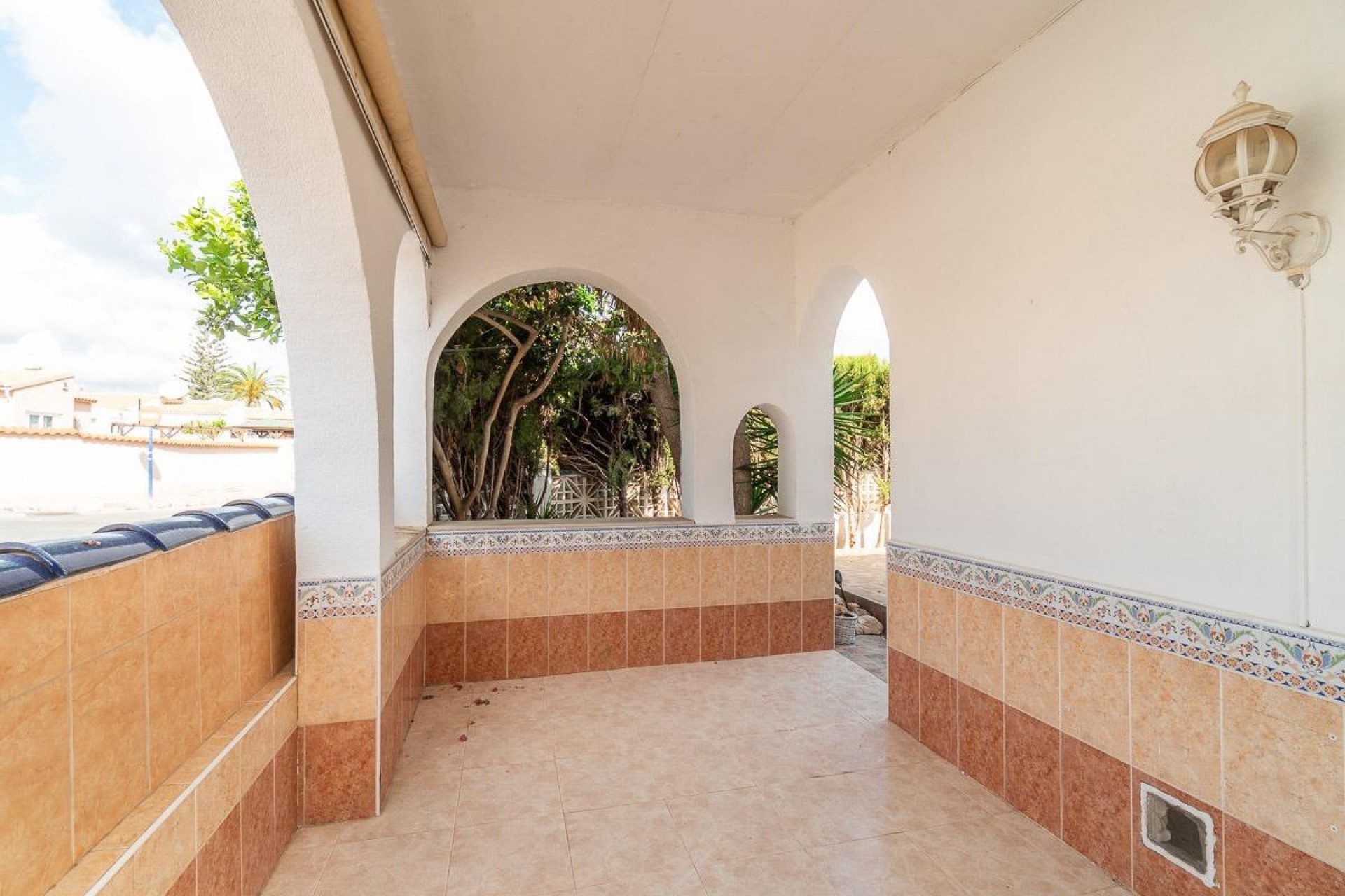 Resale - Villa -
Orihuela Costa - La Florida