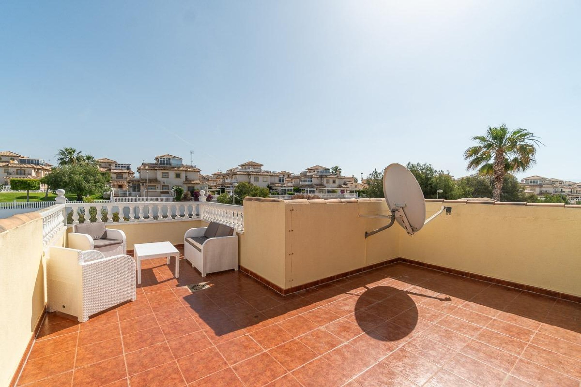 Resale - Villa -
Orihuela Costa - La Zenia