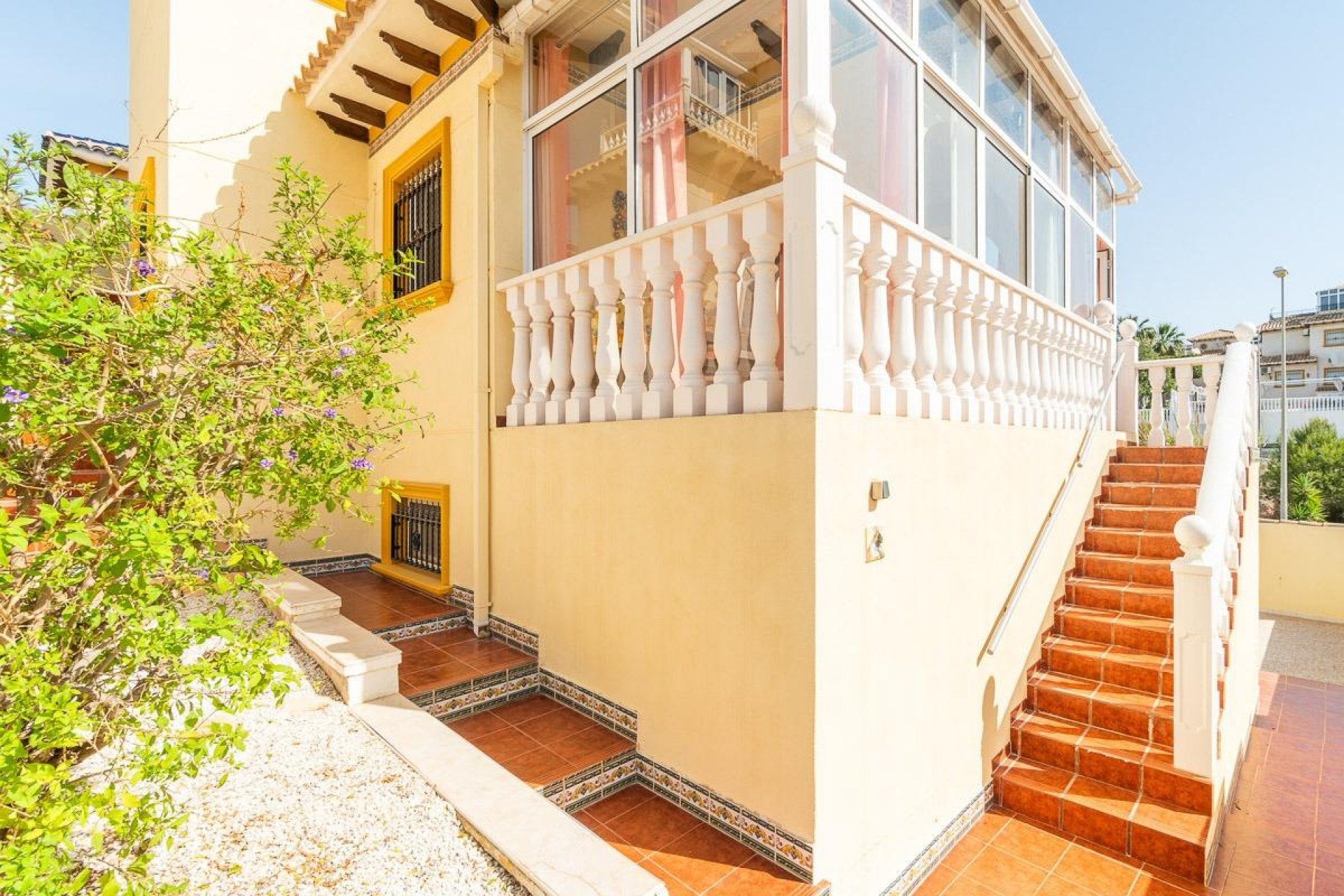 Resale - Villa -
Orihuela Costa - La Zenia