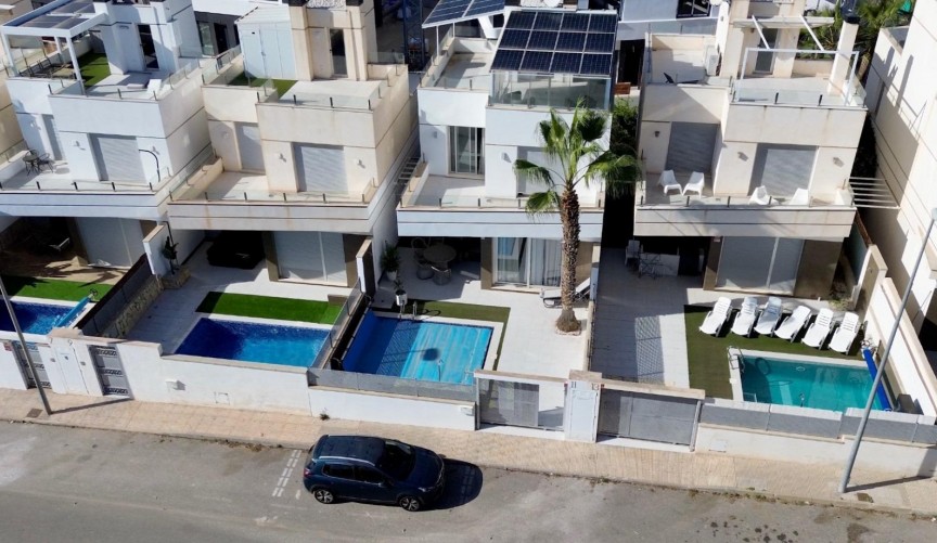 Resale - Villa -
Orihuela Costa - Lomas De Cabo Roig-los Dolses