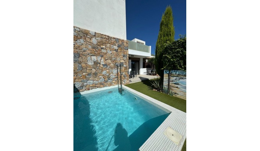 Resale - Villa -
Orihuela Costa - Lomas de Cabo Roig