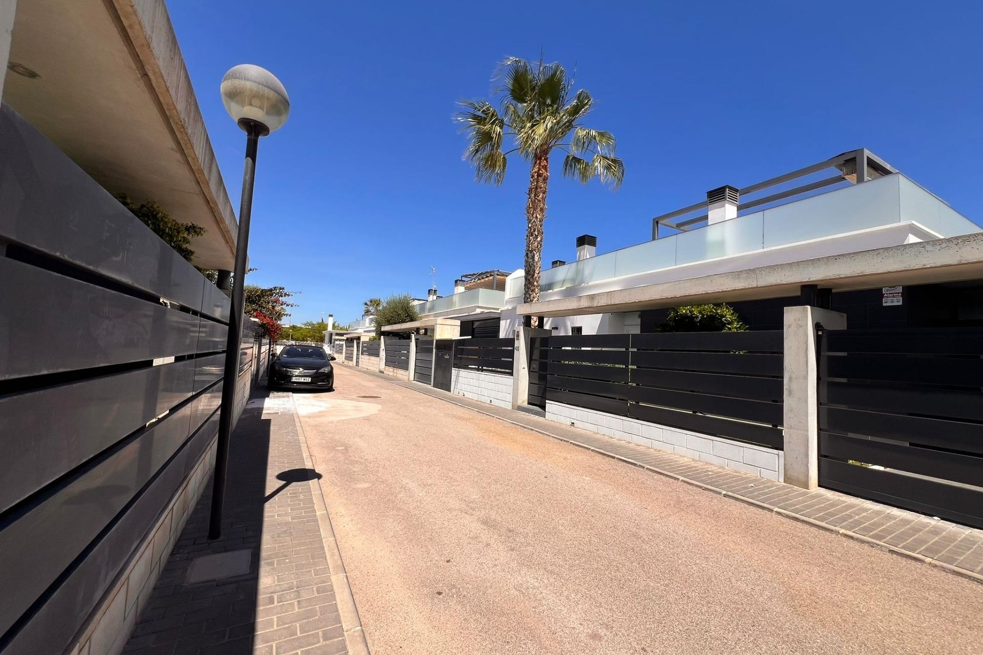 Resale - Villa -
Orihuela Costa - Lomas de Cabo Roig