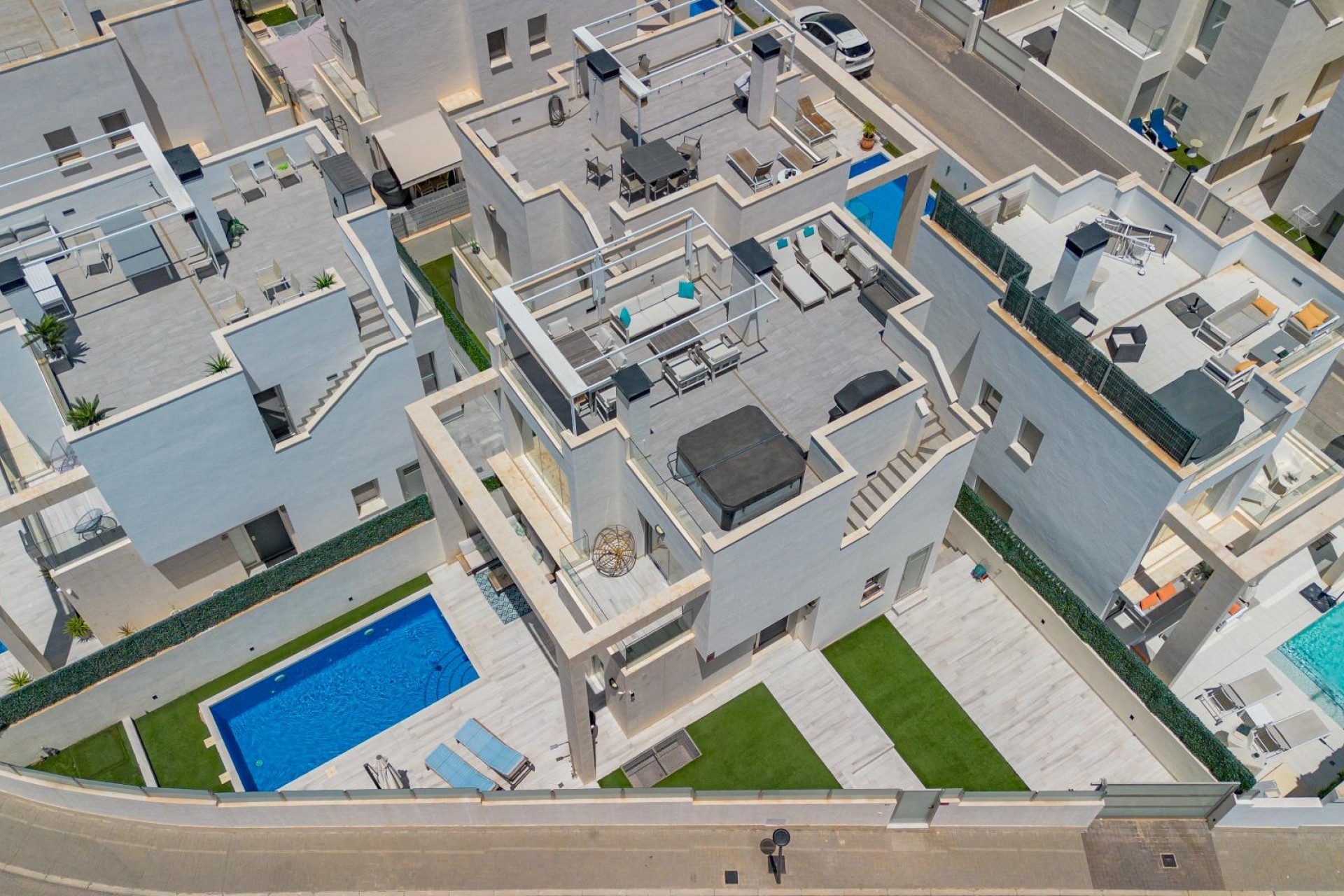 Resale - Villa -
Orihuela Costa - Lomas de Cabo Roig
