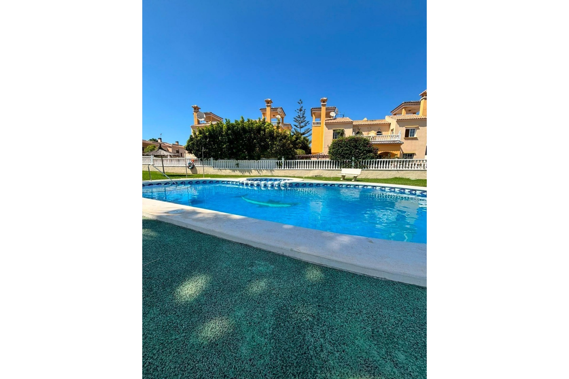 Resale - Villa -
Orihuela Costa - Lomas de Cabo Roig