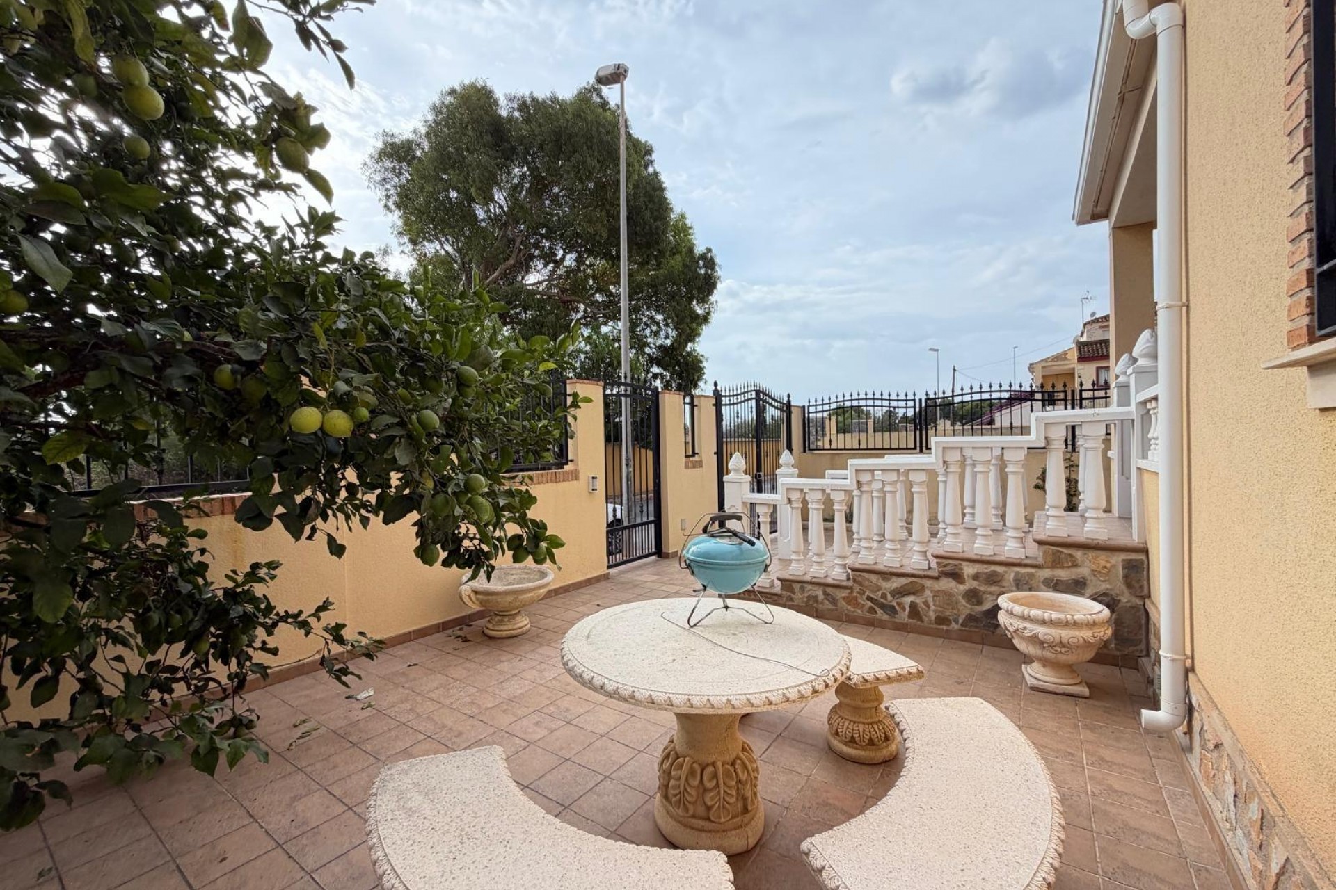 Resale - Villa -
Orihuela Costa - Lomas De Don Juan