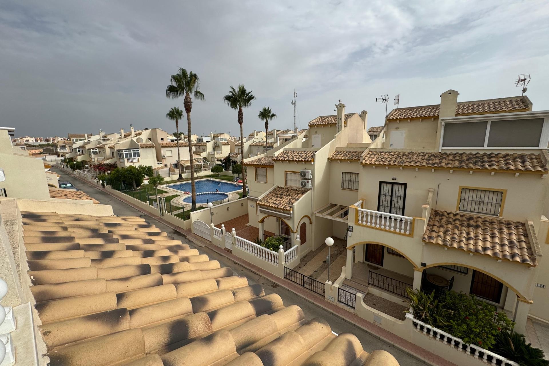 Resale - Villa -
Orihuela Costa - Los Dolses