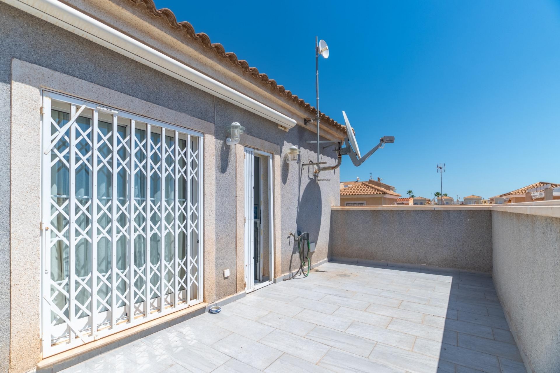 Resale - Villa -
Orihuela Costa - Playa Flamenca Norte