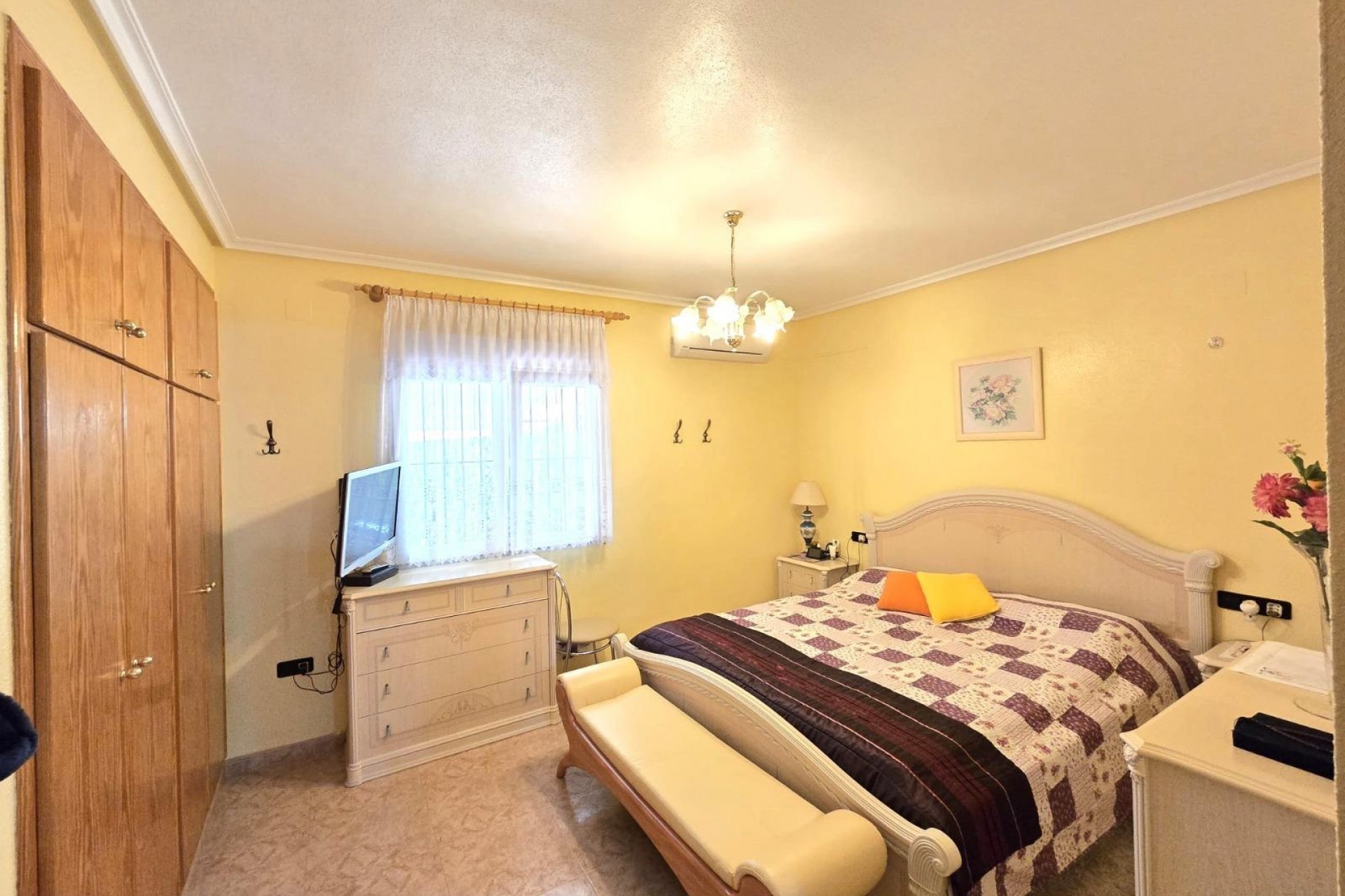 Resale - Villa -
Orihuela Costa - Playa Flamenca