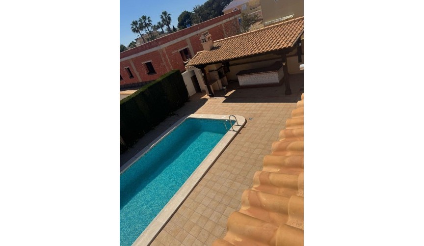 Resale - Villa -
Orihuela Costa - Playa Flamenca