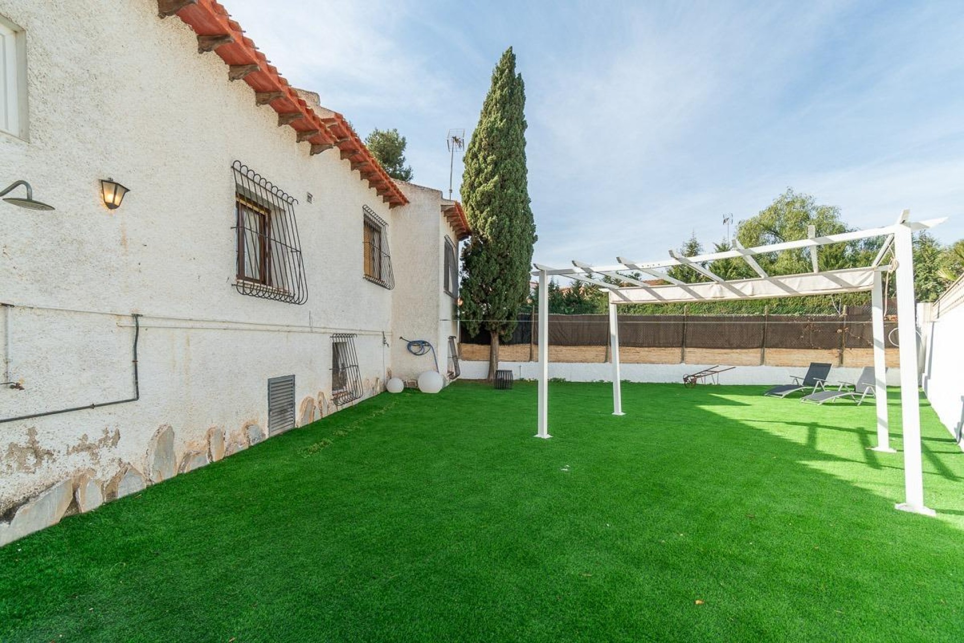 Resale - Villa -
Orihuela Costa - Punta Prima