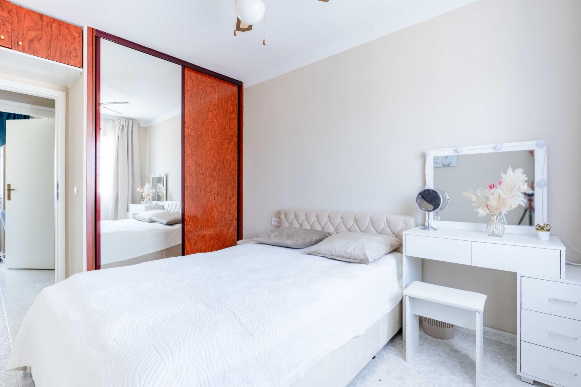 Resale - Villa -
Orihuela Costa - Punta Prima