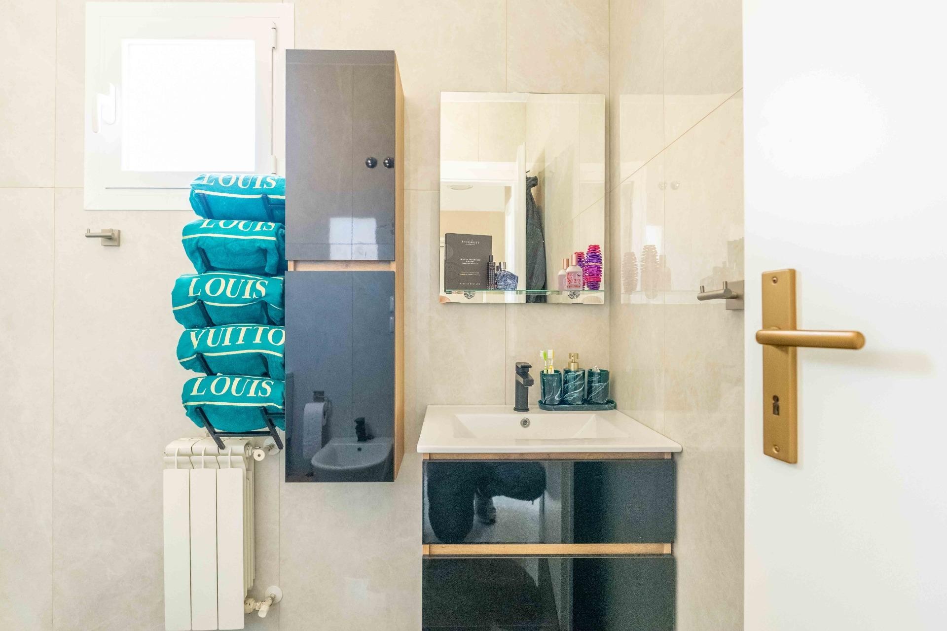 Resale - Villa -
Orihuela Costa - Punta Prima