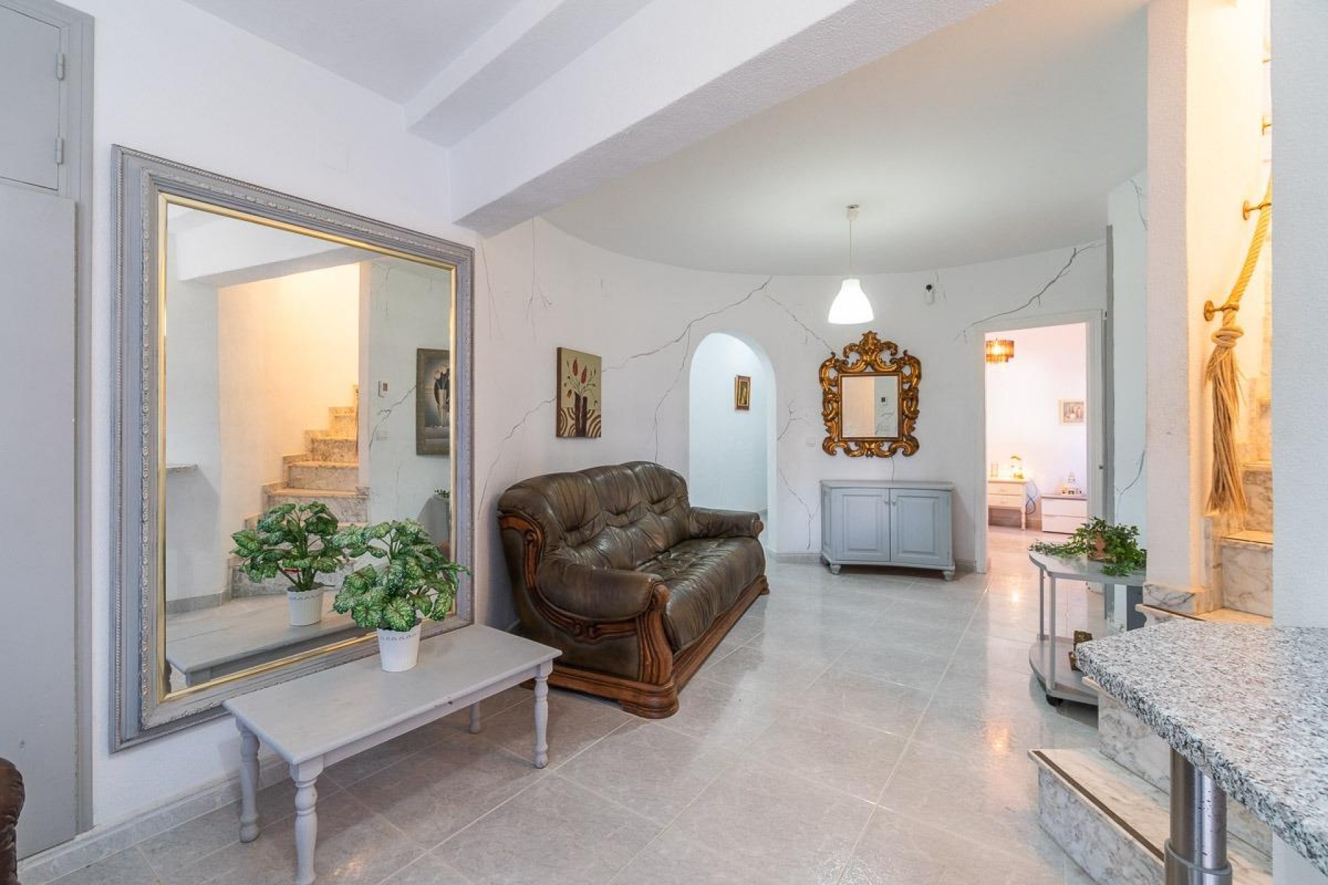 Resale - Villa -
Orihuela Costa - Villamartín