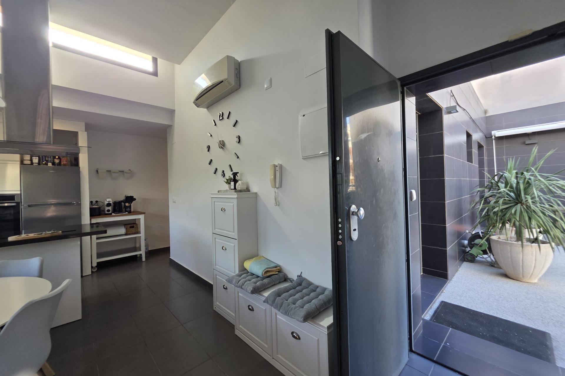 Resale - Villa -
Orihuela Costa - Villamartín