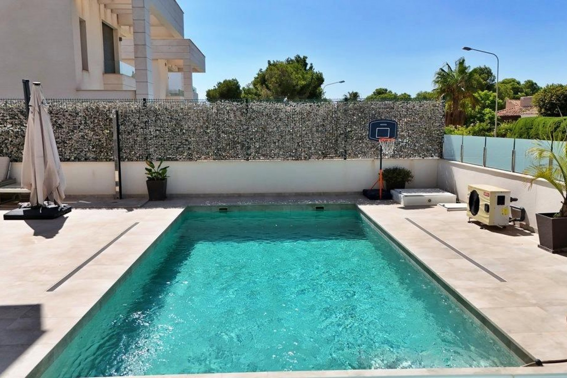 Resale - Villa -
Orihuela Costa - Villamartín