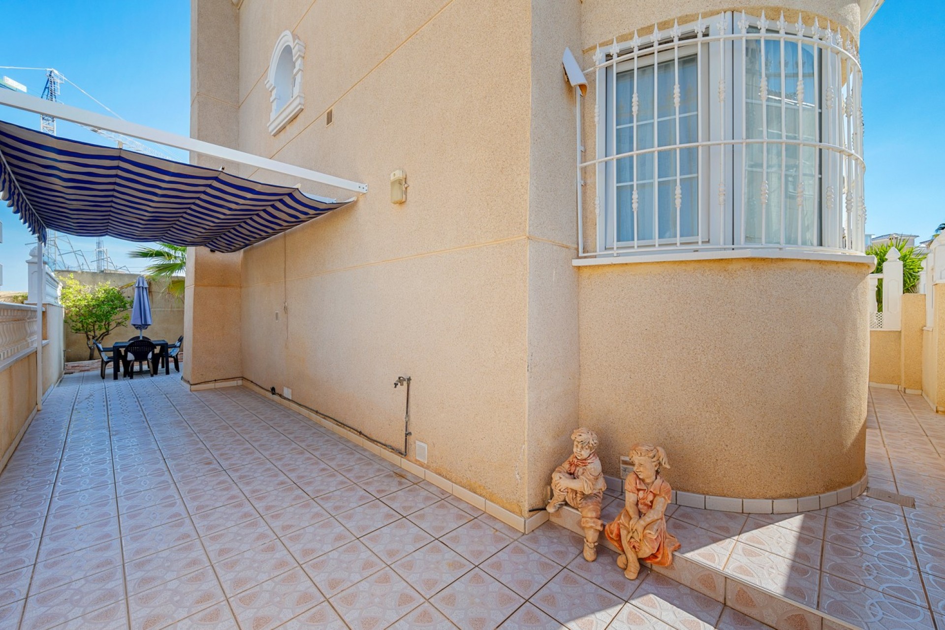 Resale - Villa -
Orihuela - Inland