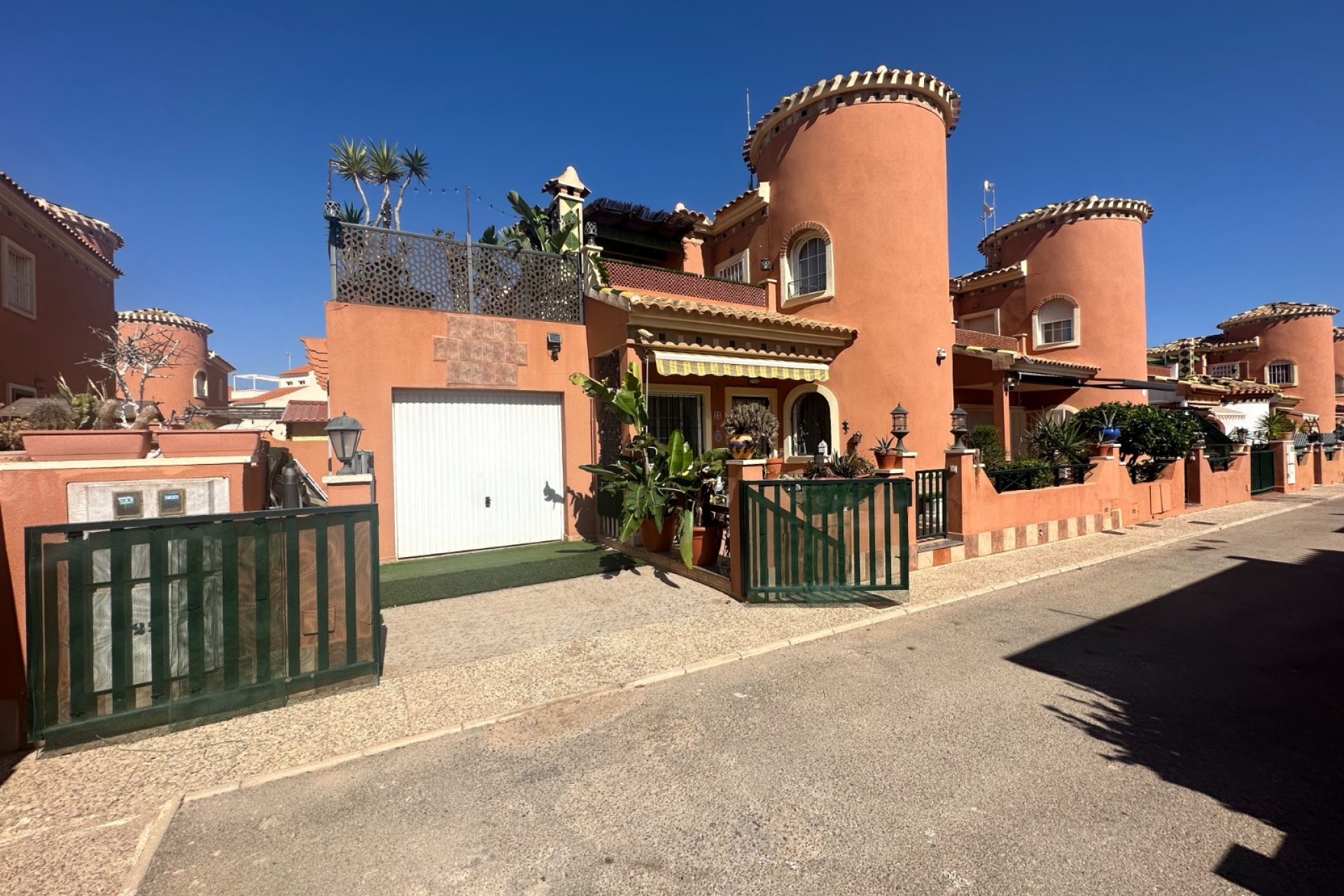 Resale - Villa -
Orihuela - Inland