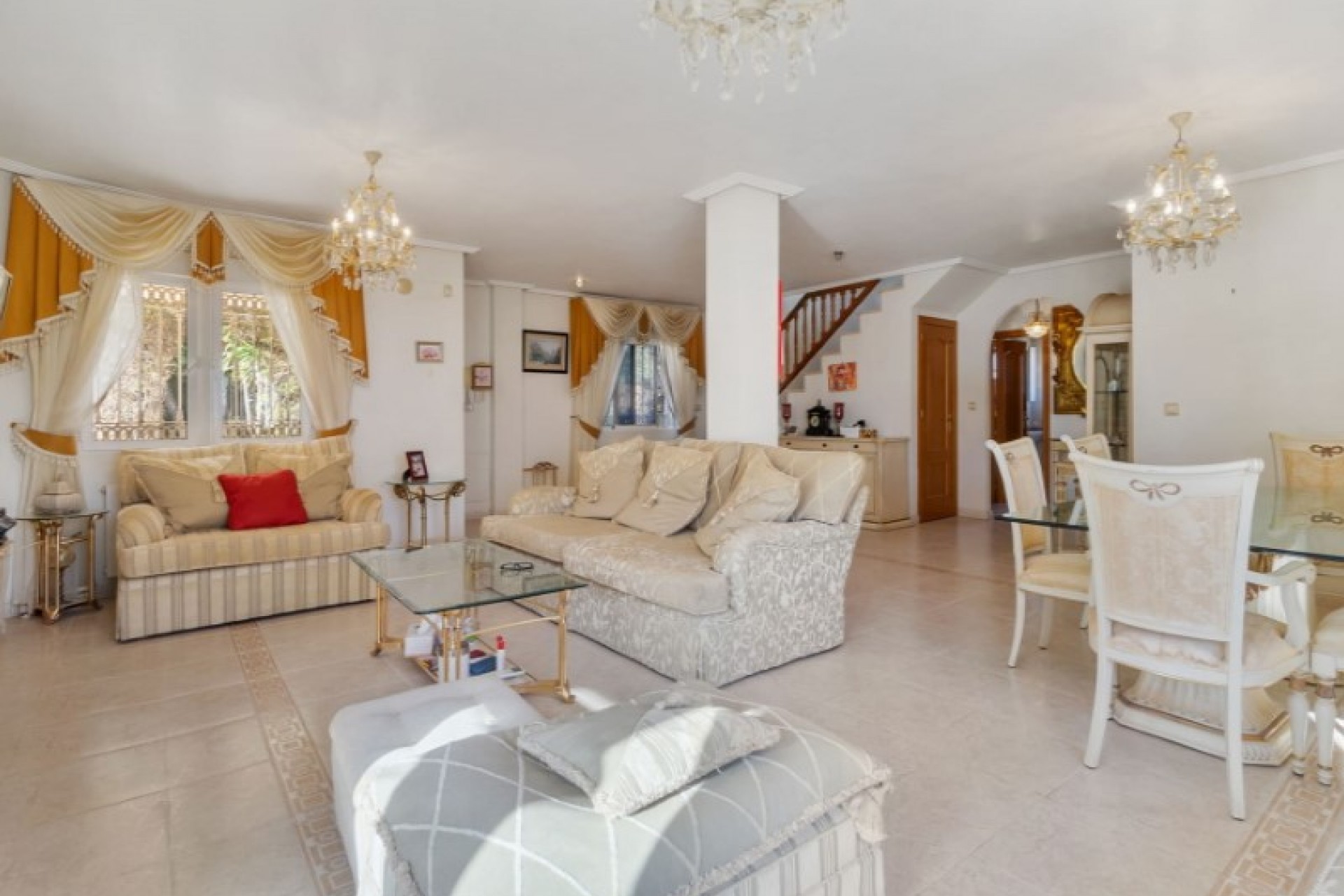 Resale - Villa -
Orihuela - Inland