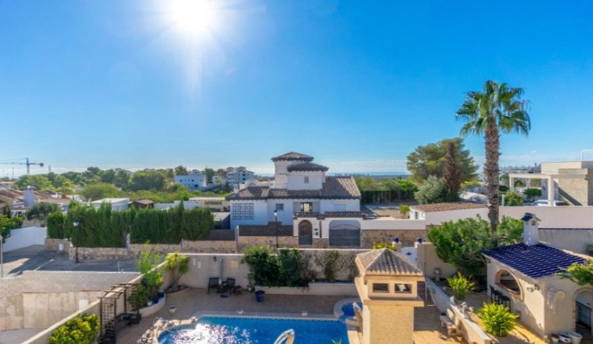 Resale - Villa -
Orihuela - Inland