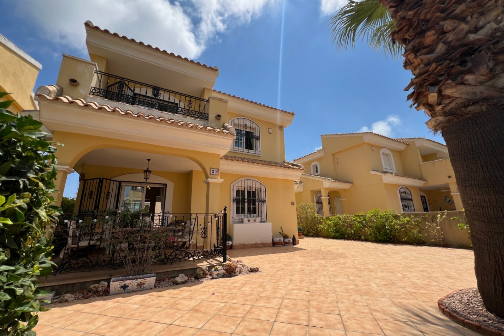 Resale - Villa -
Orihuela - Inland