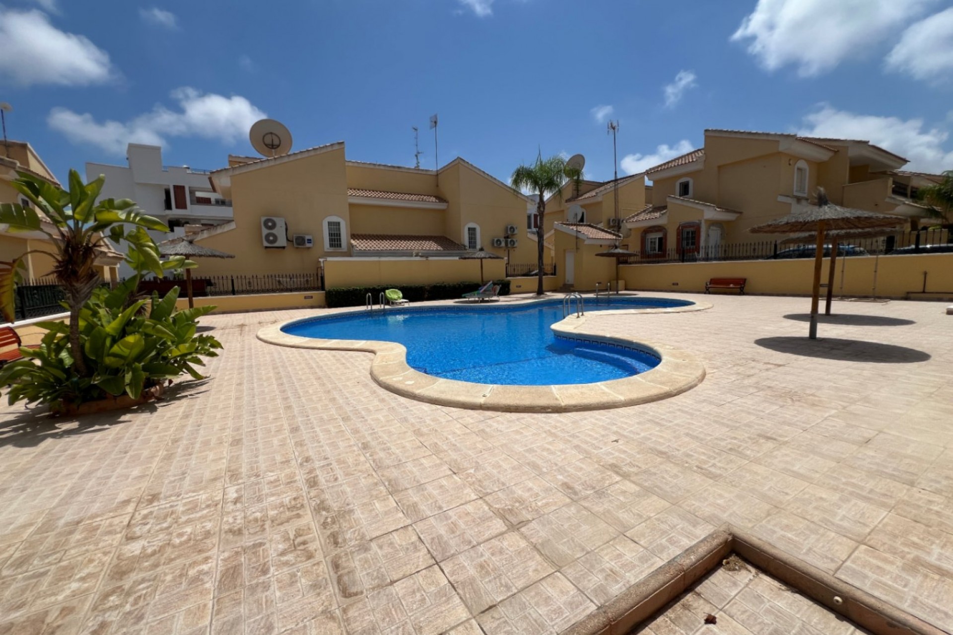 Resale - Villa -
Orihuela - Inland