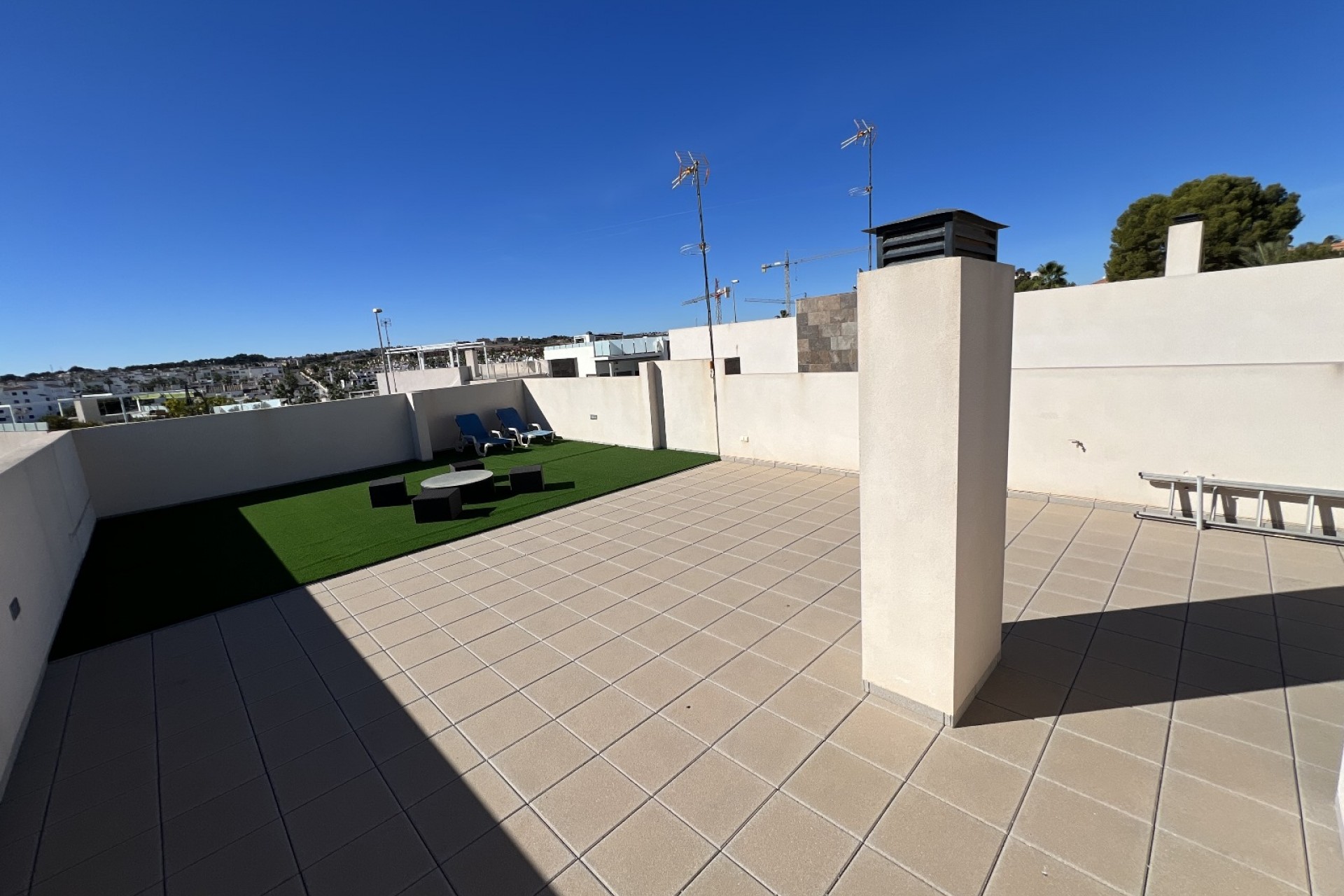 Resale - Villa -
Orihuela - Inland