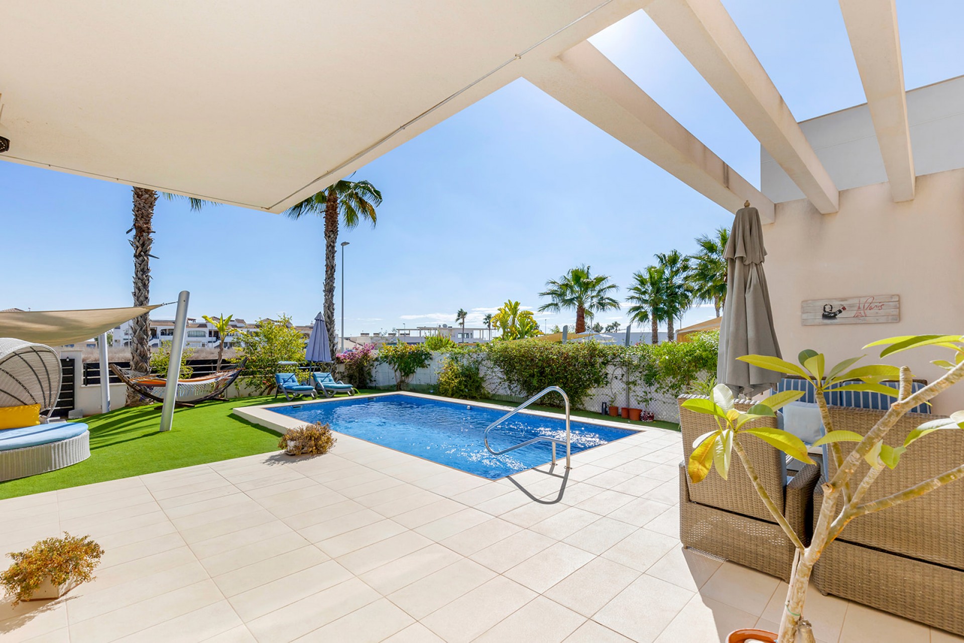 Resale - Villa -
Orihuela - Inland