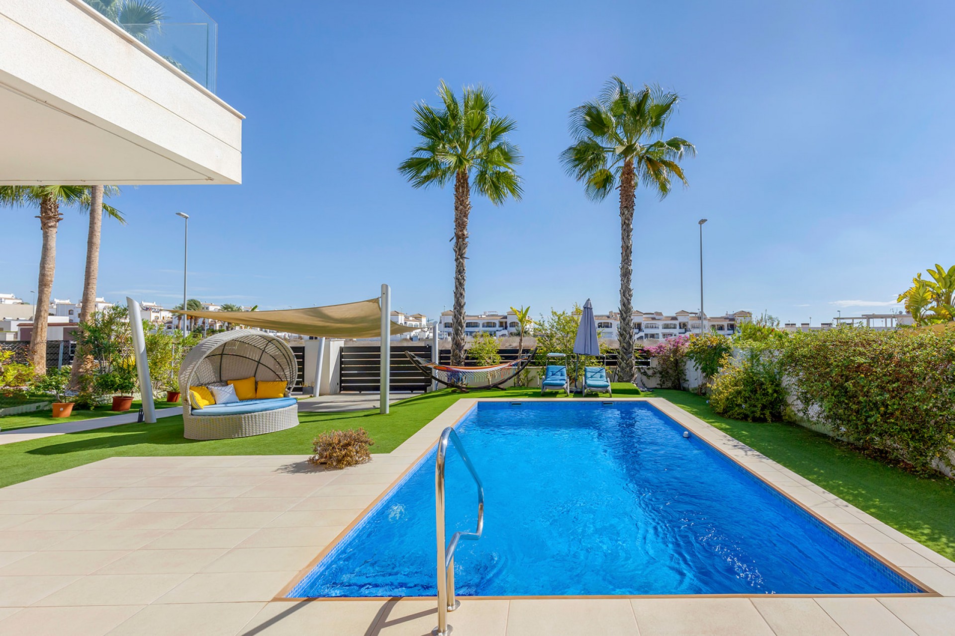 Resale - Villa -
Orihuela - Inland