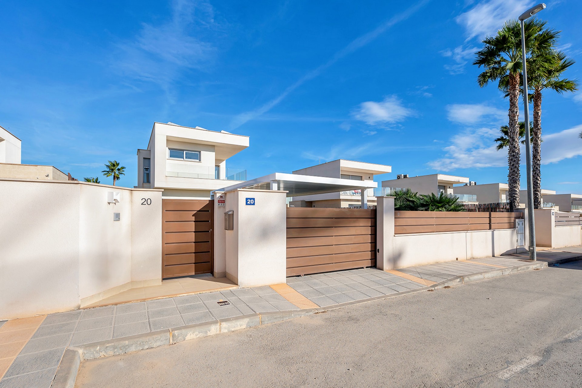 Resale - Villa -
Orihuela - Inland