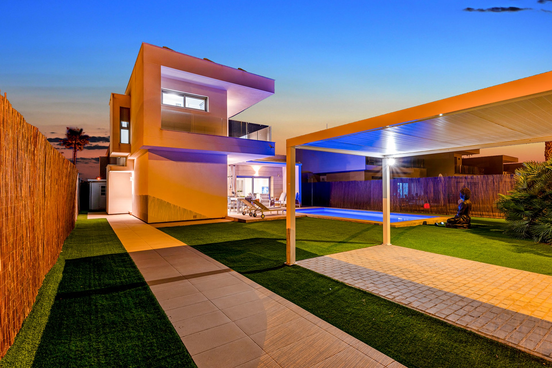 Resale - Villa -
Orihuela - Inland