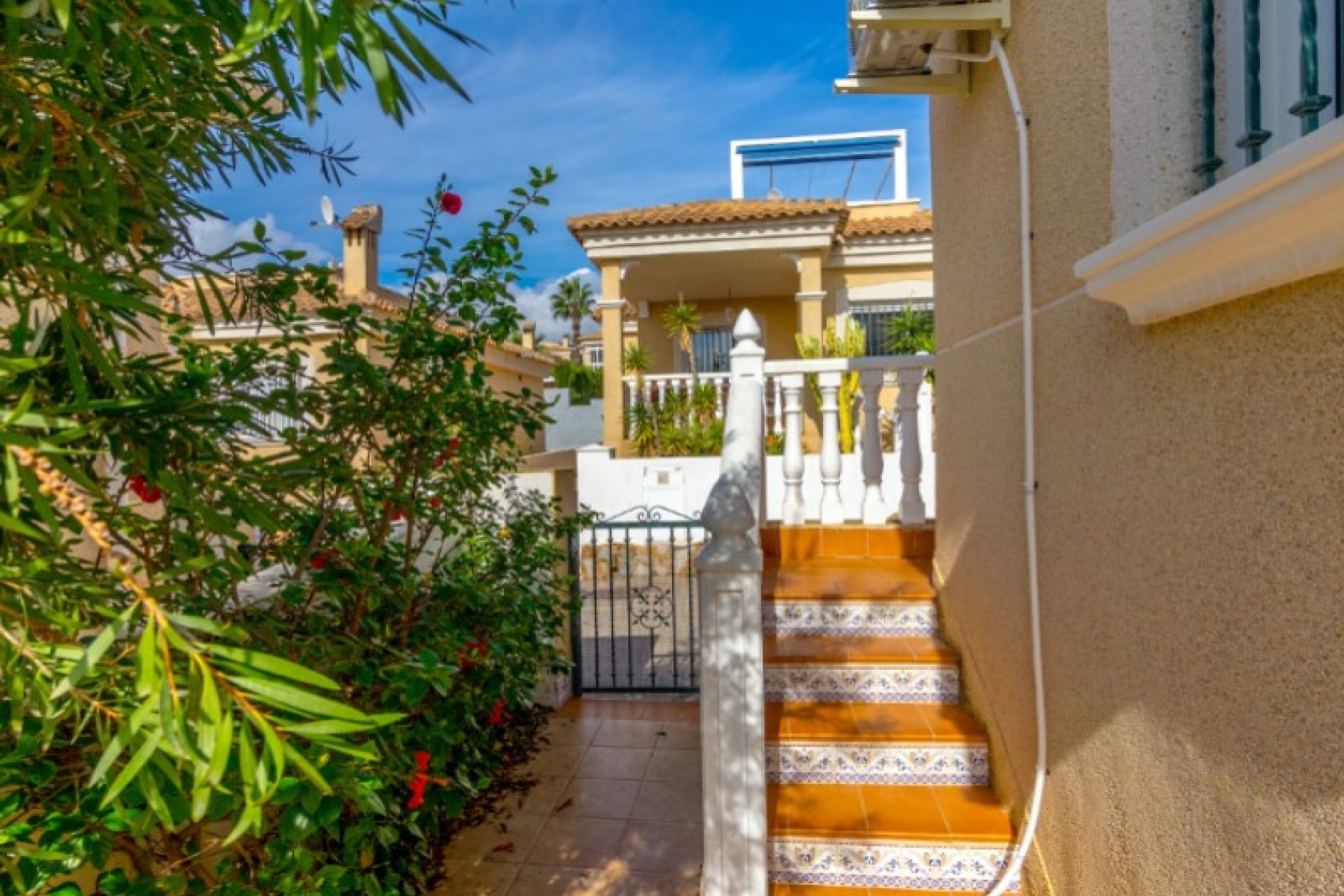 Resale - Villa -
Orihuela - Inland