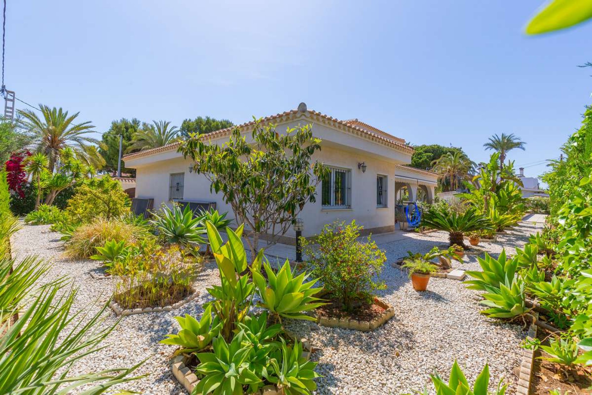 Resale - Villa -
Orihuela - Inland