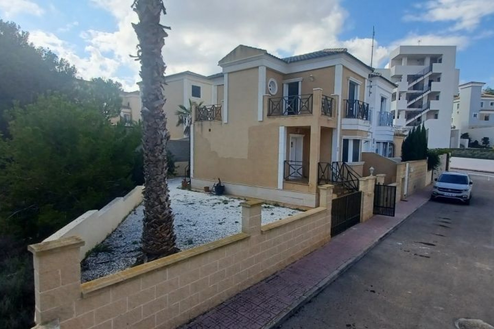 Resale - Villa -
Orihuela - Inland