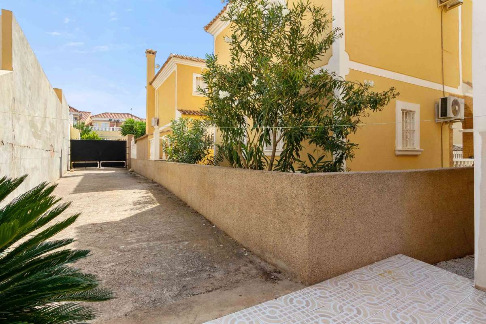 Resale - Villa -
Orihuela - Inland