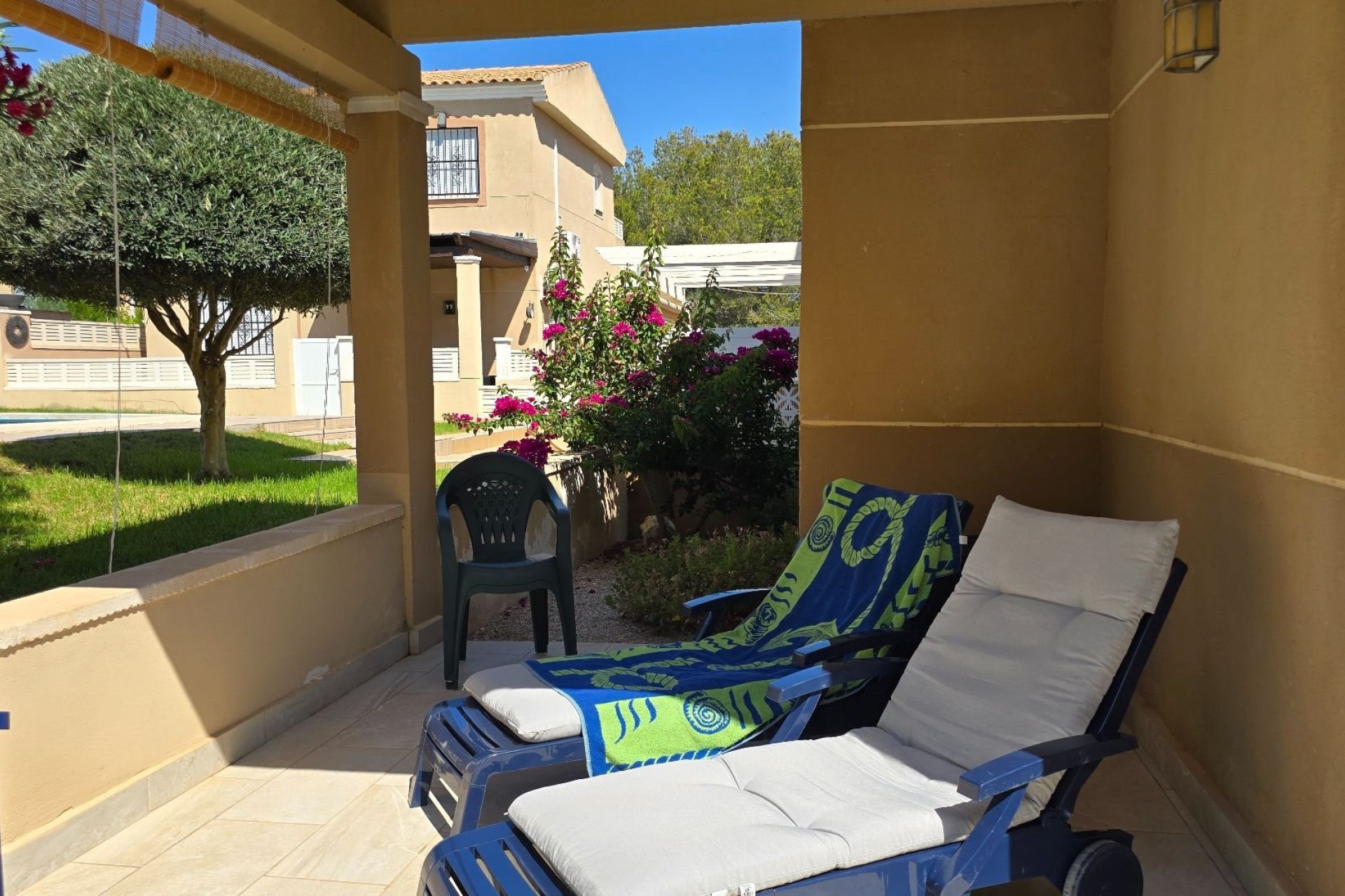 Resale - Villa -
Orihuela - Inland