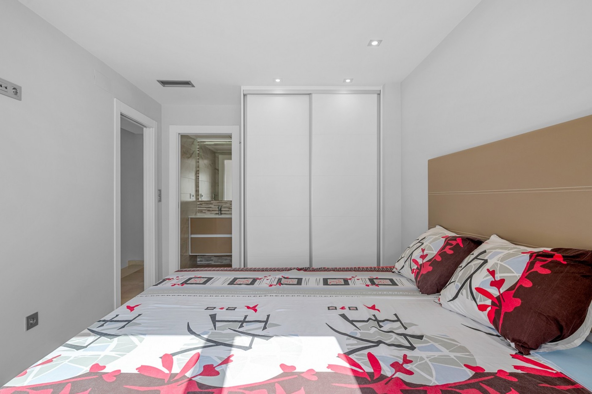 Resale - Villa -
Orihuela - Inland