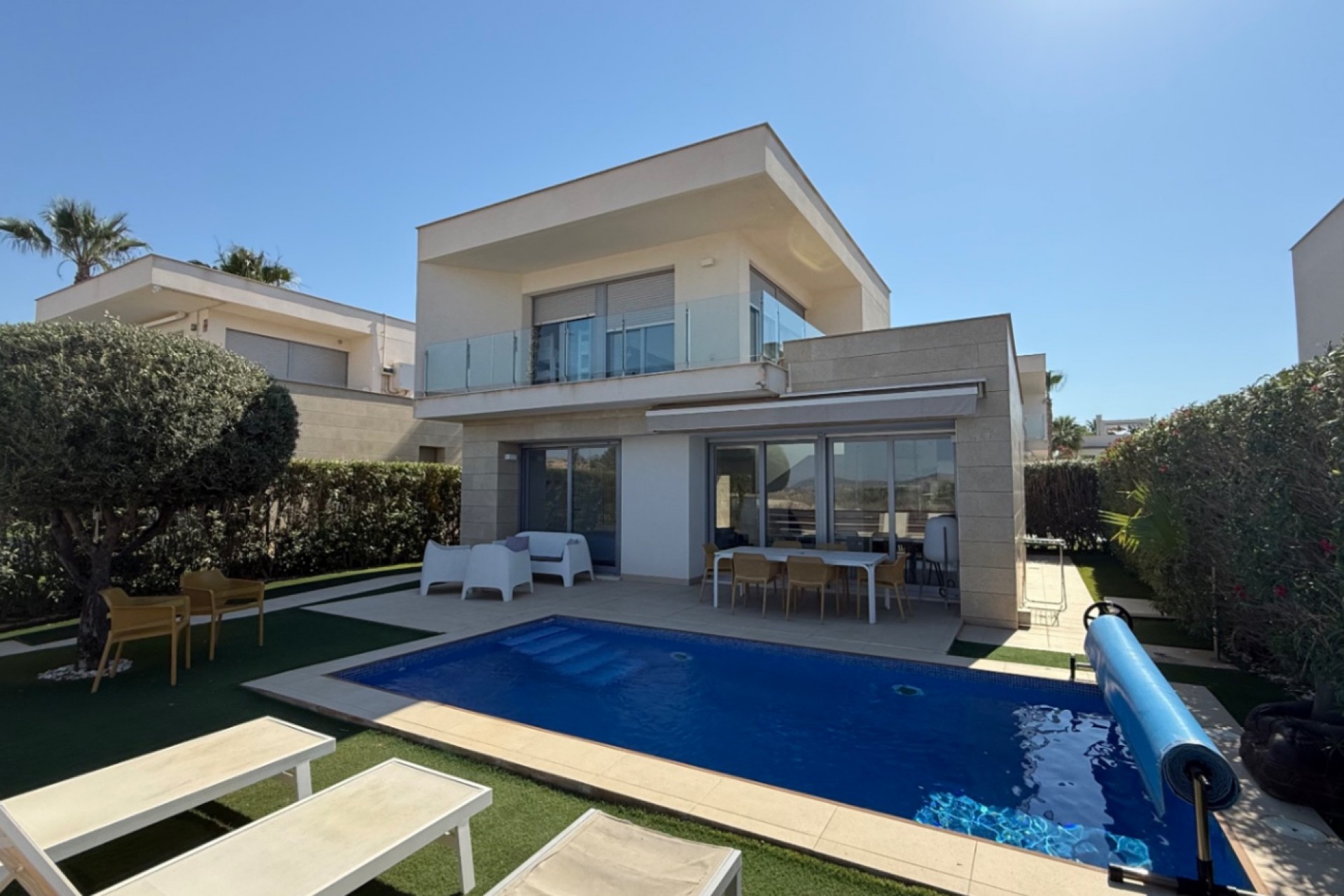 Resale - Villa -
Orihuela - Inland