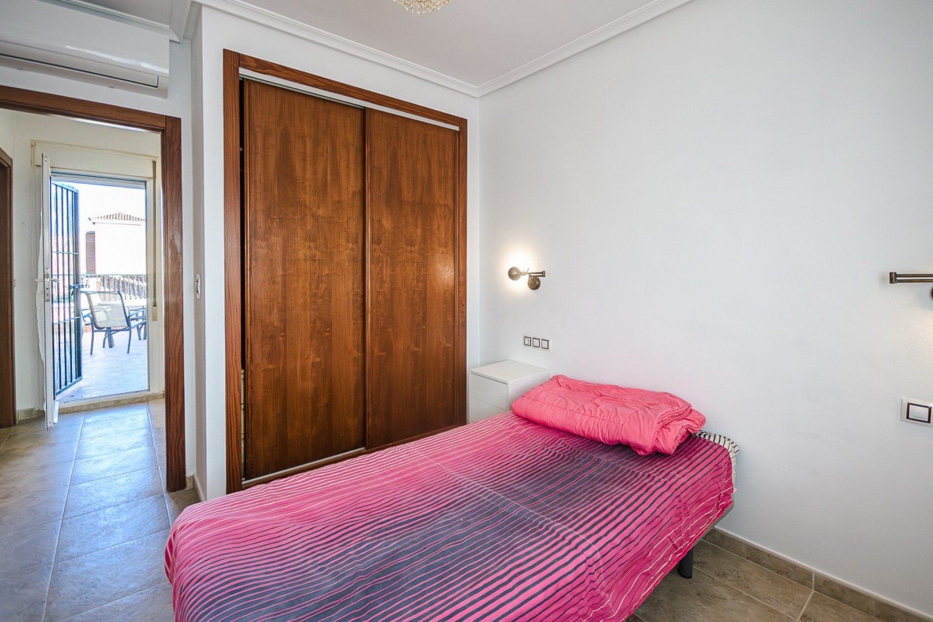 Resale - Villa -
Orihuela - Inland