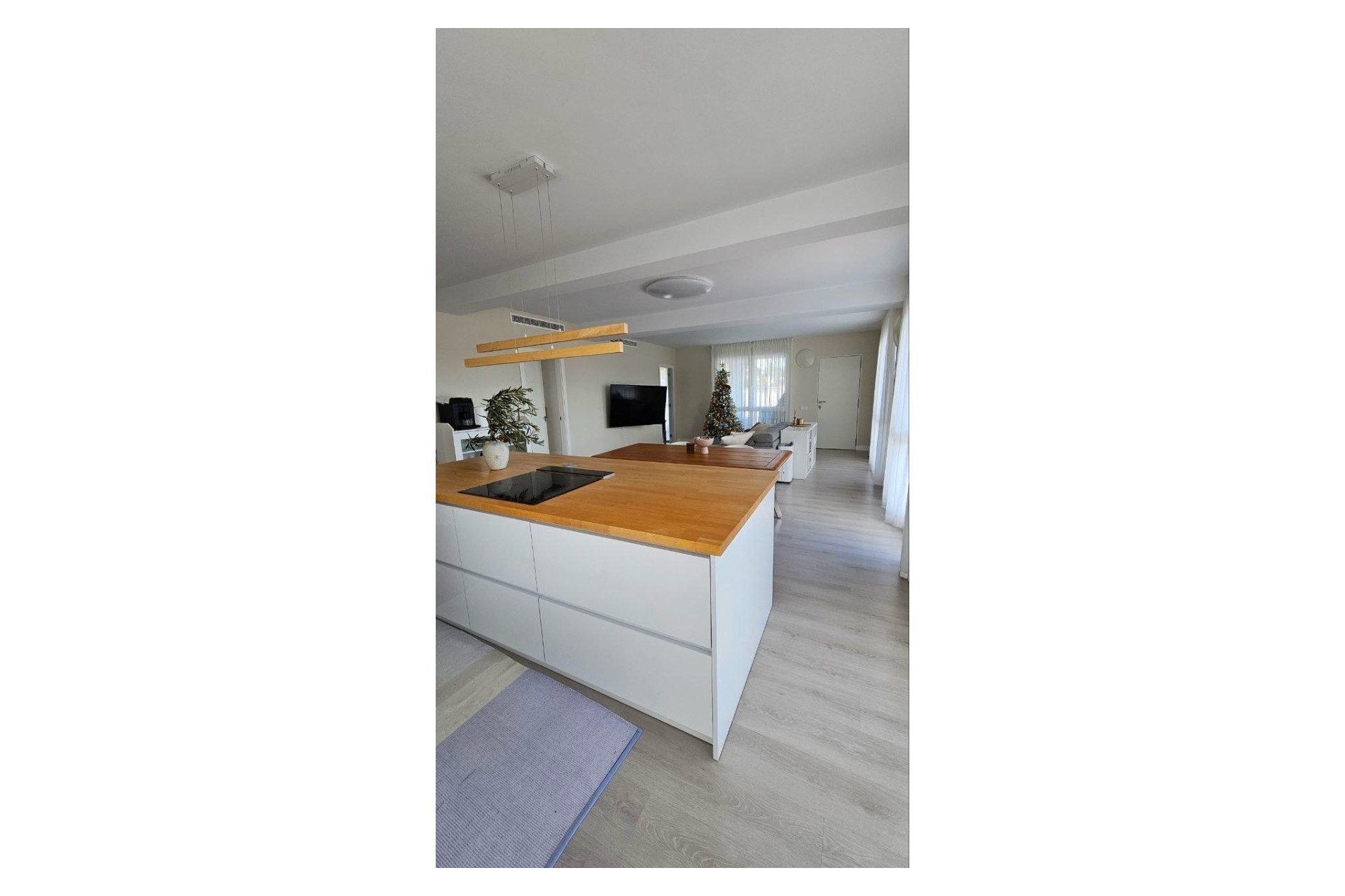 Resale - Villa -
Orihuela - Inland