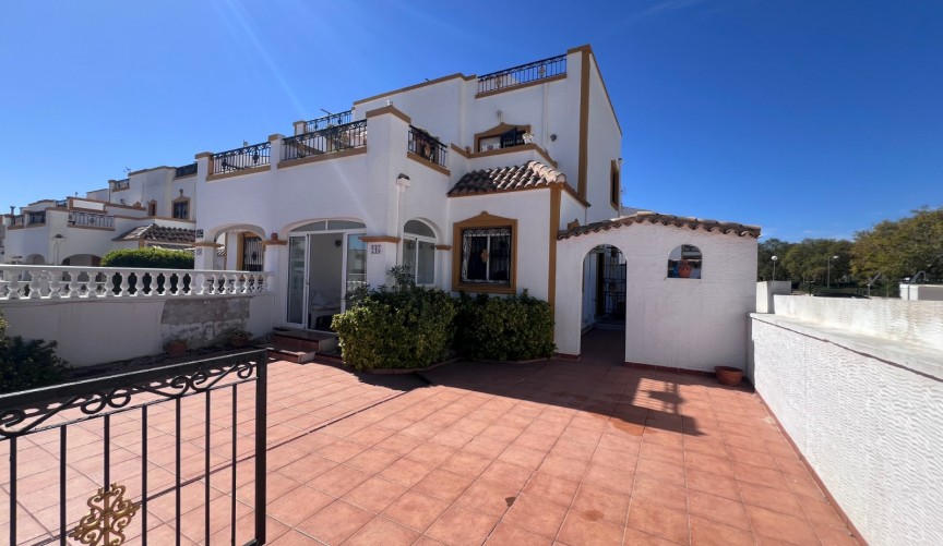 Resale - Villa -
Orihuela - Inland