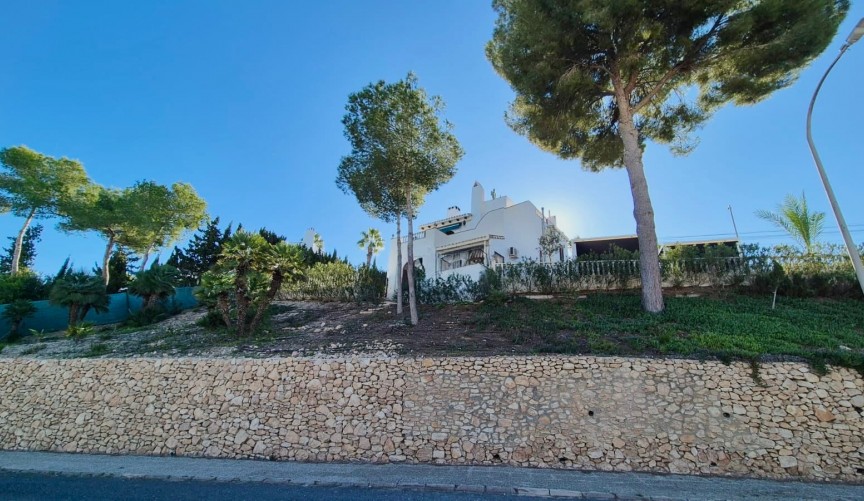 Resale - Villa -
Orihuela - Inland